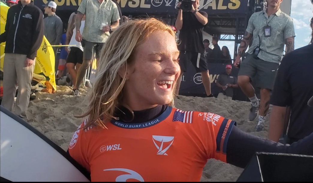 Caitlin Simmers injured in Tahiti